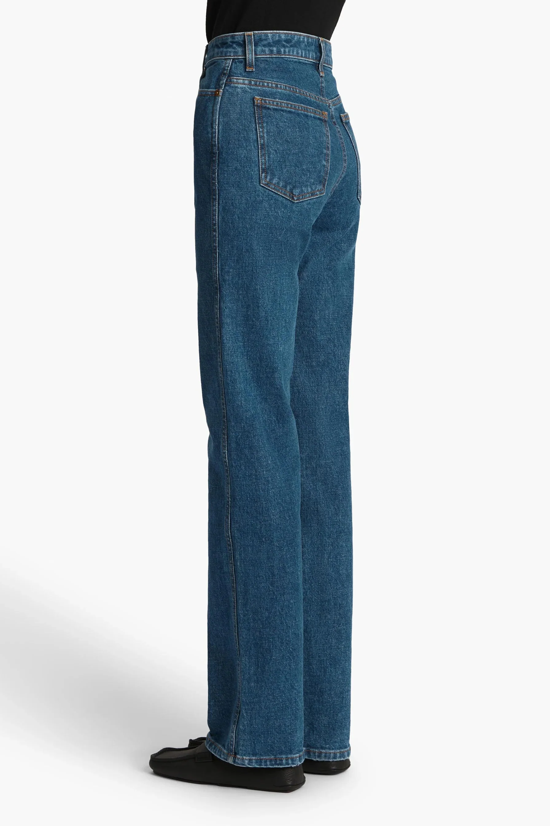 Danielle Jean in Montgomery Stretch - Image 3