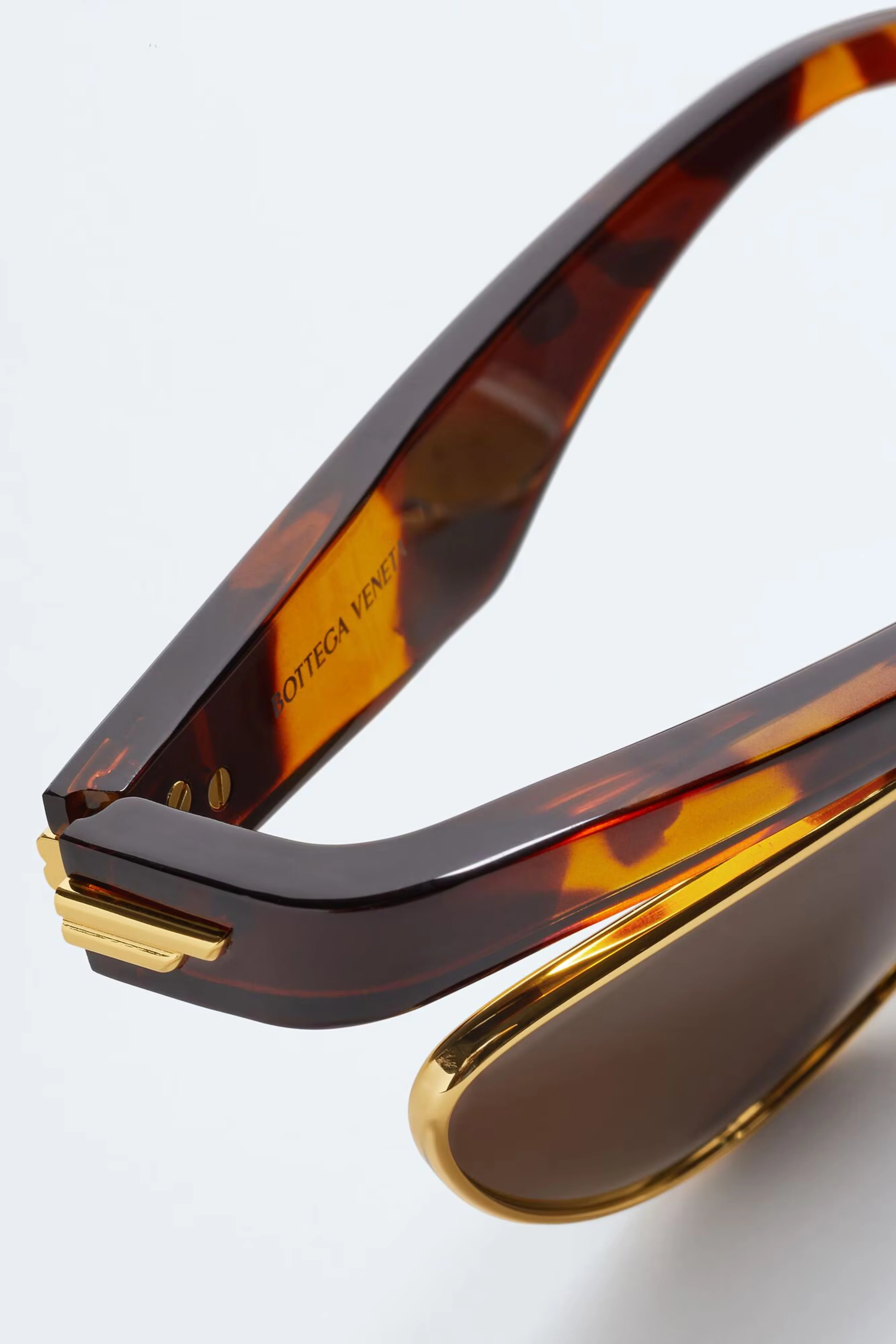 Duo Angle Cat Eye Sunglasses in Havana Brown - Image 4