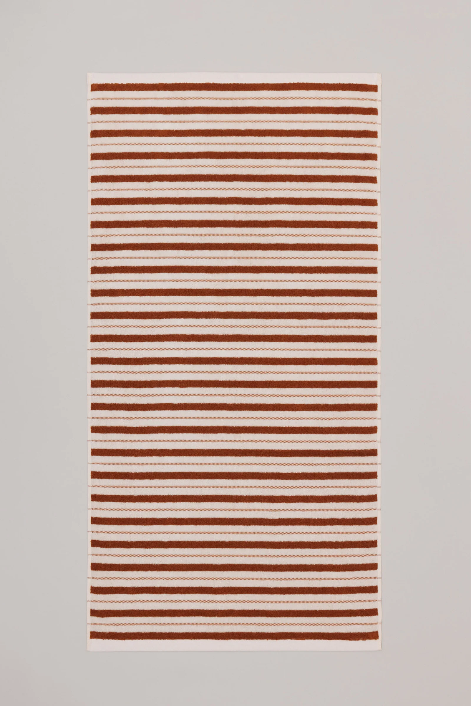 Franklin Bath Towel in Fuyu Chalk - Image 3