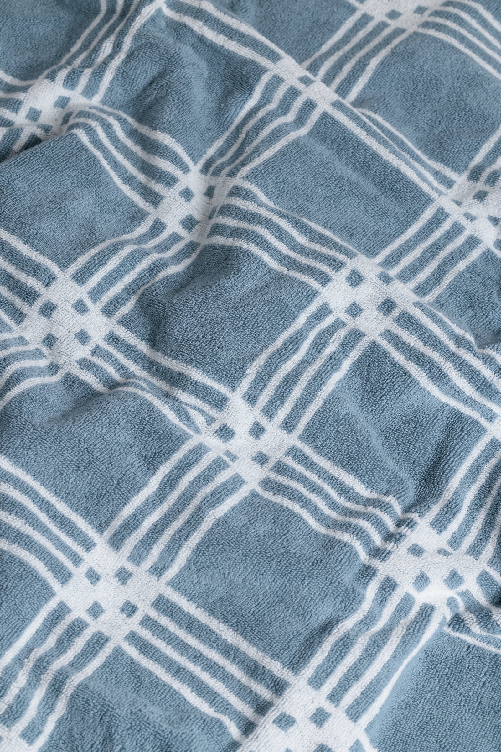 Frisa Pool Towel in Celeste Chalk - Image 4