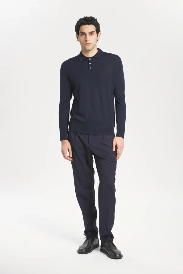 Knitwear Pevaron in Navy - Image 3
