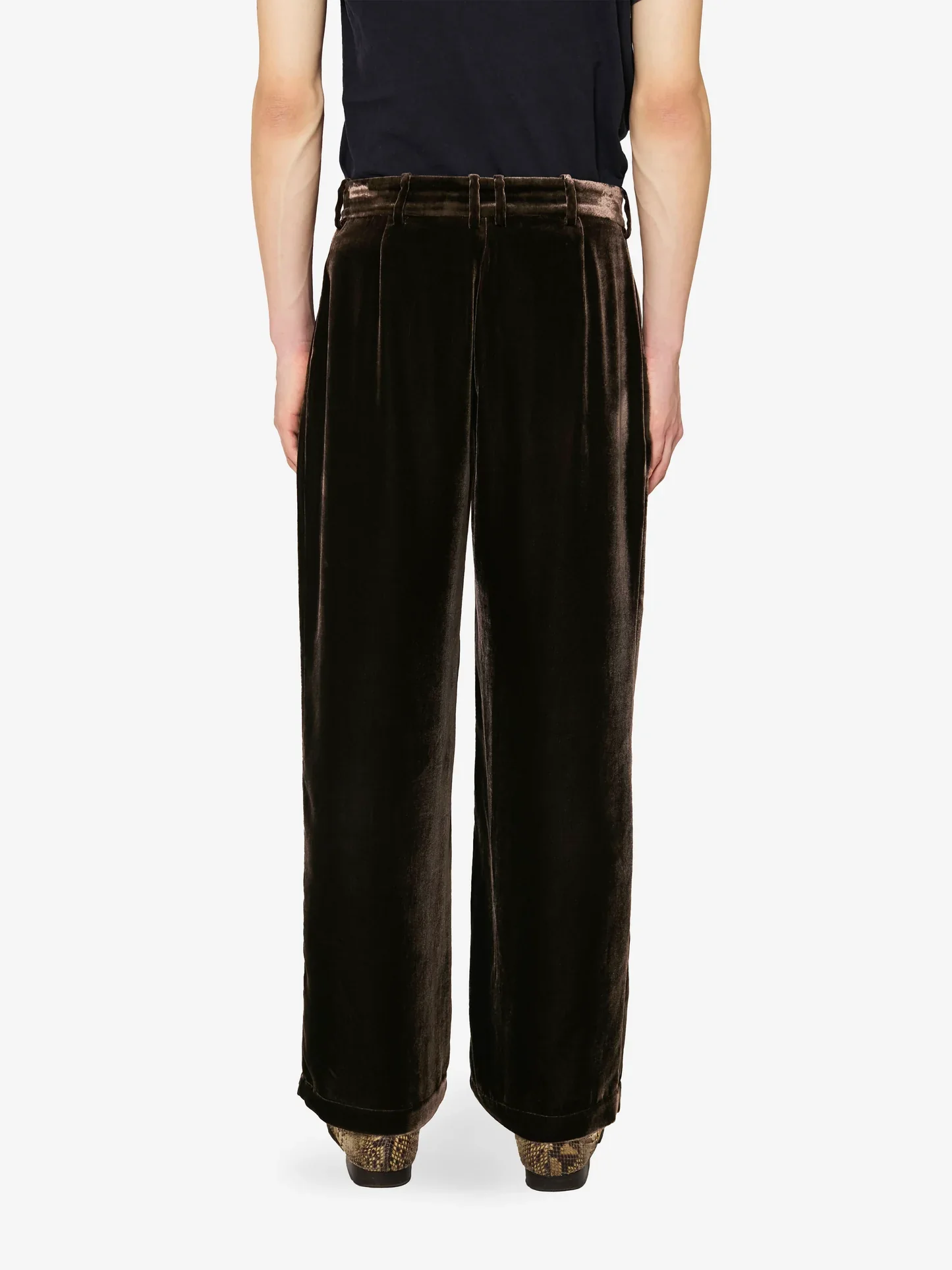 Leandra Pant in Dark Brown - Image 3