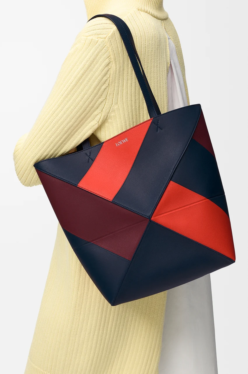 Medium Puzzle Fold Graphic - Image 2