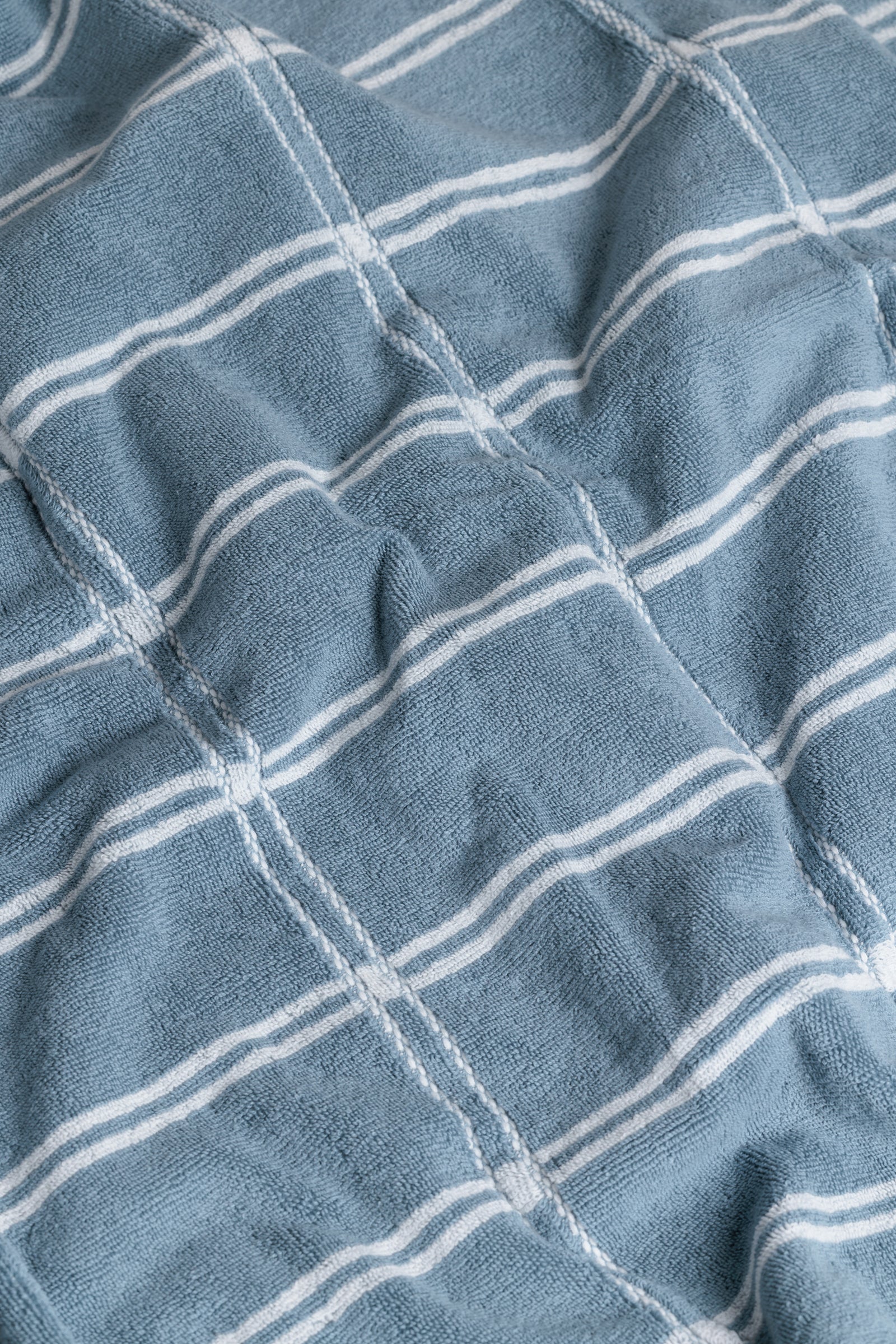 Sorn Bath Towel in Celeste Chalk - Image 4